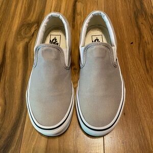 Vans Slip-On Canvas Loafers in Light Gray Mens 7 or Womens 8.5